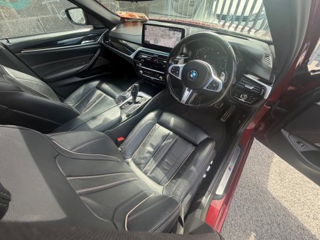 2021 BMW 5-Series - photo 10