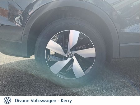 2027 Volkswagen Tiguan - photo 9