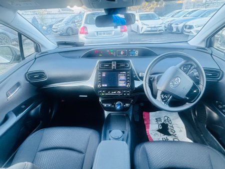 2022 Toyota Prius - photo 10
