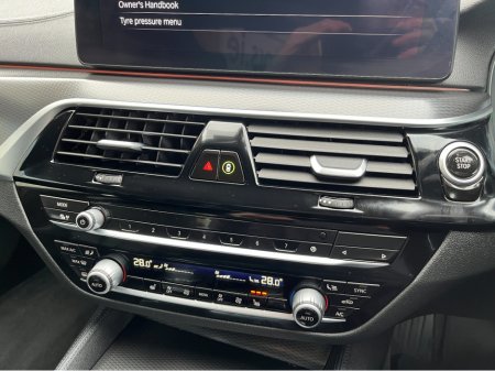 2021 BMW 5-Series - photo 21