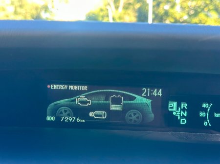 2015 Toyota Prius - photo 14
