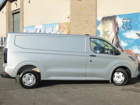 2024 Ford Transit Custom