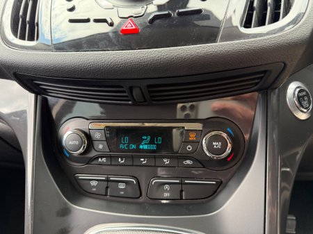 2015 Ford Kuga - photo 14