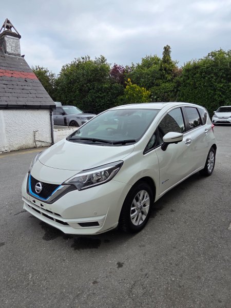 2018 Nissan Note - photo 4