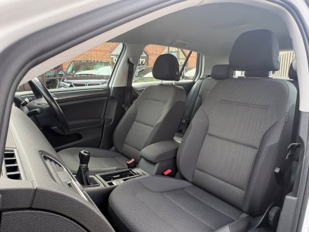2019 Volkswagen Golf - photo 15