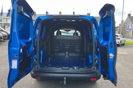 2024 Ford Transit Courier - photo 6
