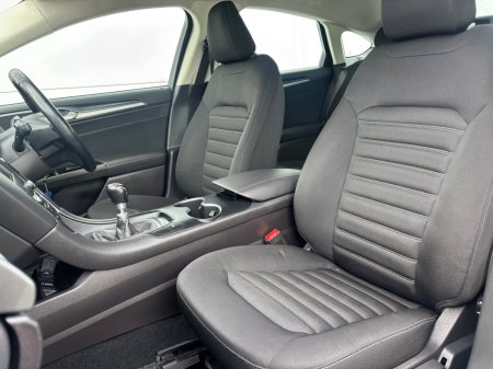 2019 Ford Mondeo - photo 14
