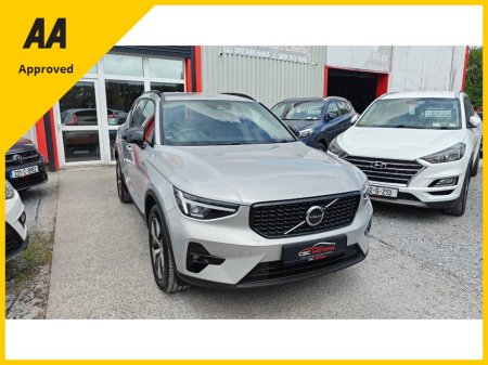 2023 Volvo XC40 - photo 3