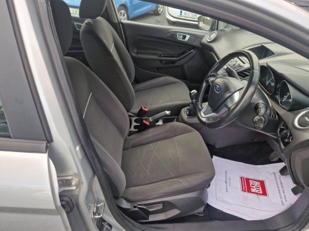 2017 Ford Fiesta - photo 9