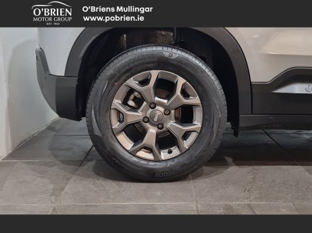 2024 Jeep Avenger - photo 9