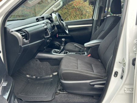 2022 Toyota Hilux - photo 24