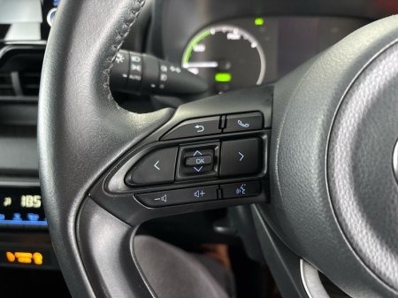 2023 Toyota Yaris - photo 12