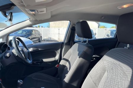 2017 Ford Fiesta - photo 19