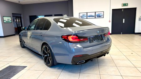 2022 BMW 5-Series - photo 4