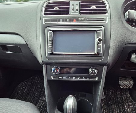 2017 Volkswagen Polo - photo 14