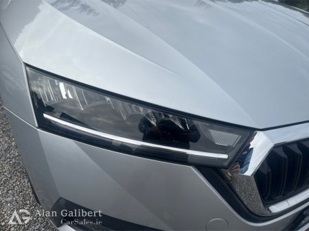 2022 Skoda Octavia - photo 18