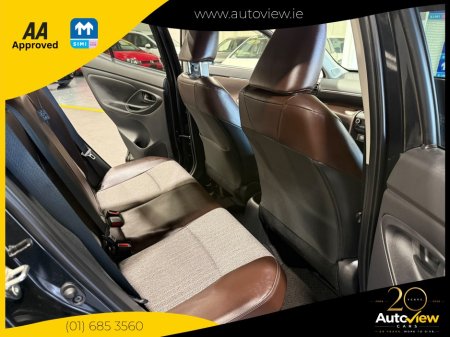 2021 Toyota Yaris - photo 13