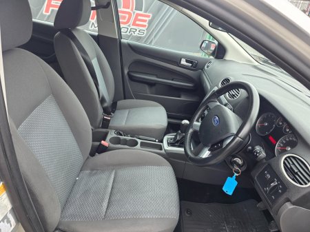 2008 Ford Focus - photo 8