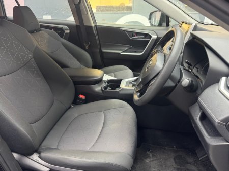 2021 Toyota RAV4 - photo 17