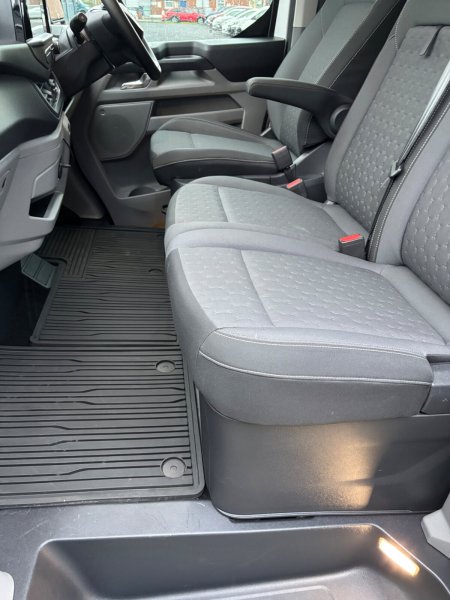 2025 Ford Transit Custom - photo 41