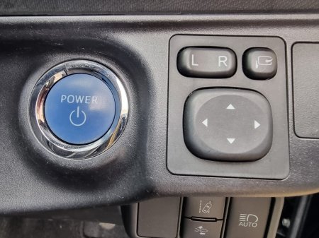 2019 Toyota Aqua - photo 26