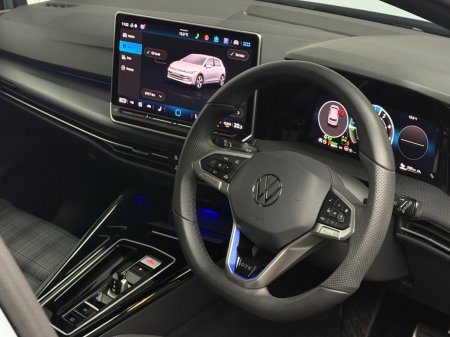 2026 Volkswagen Golf - photo 9