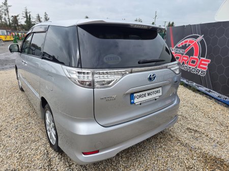 2015 Toyota Estima - photo 3