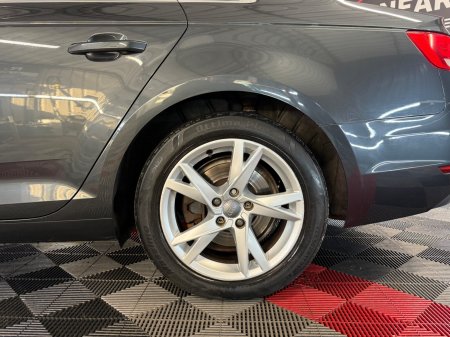 2017 Audi A4 - photo 17