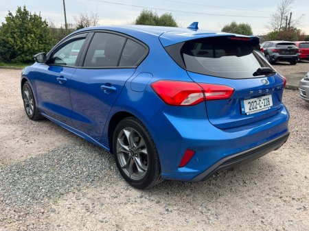 2020 Ford Focus - photo 6