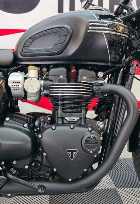 2023 Triumph Bonneville - photo 6