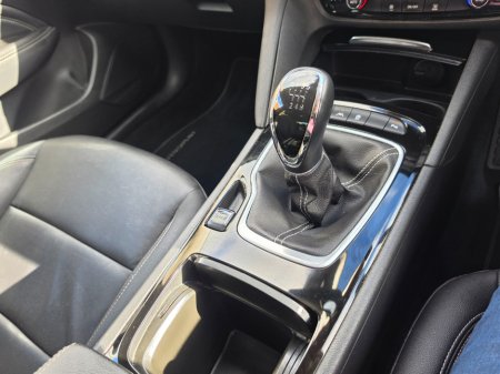 2017 Opel Insignia - photo 32