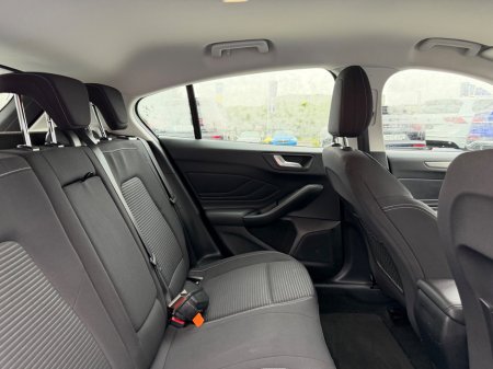 2019 Ford Focus - photo 31