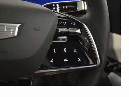 2026 Cadillac Lyriq - photo 17