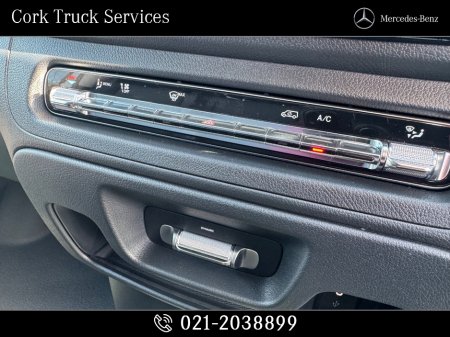 2027 Mercedes-Benz Vito - photo 11