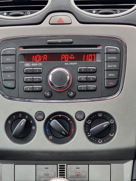 2011 Ford Focus - photo 19