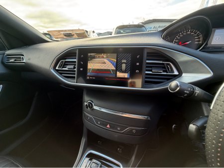 2020 Peugeot 308 - photo 23