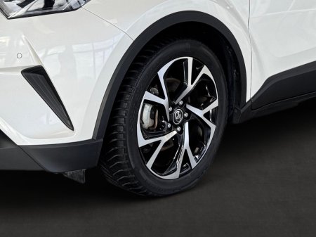 2017 Toyota C-HR - photo 10