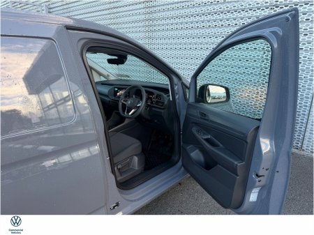 2026 Volkswagen Caddy - photo 2