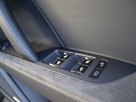 2026 Porsche Cayenne - photo 29