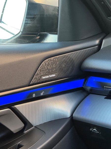 2023 BMW i5 - photo 26