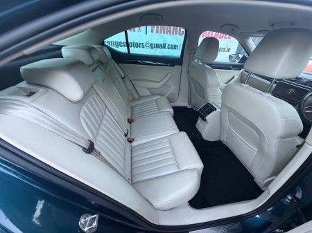 2017 Skoda Superb - photo 10