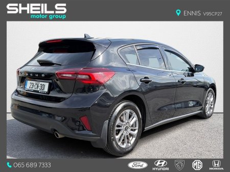 2023 Ford Focus - photo 2