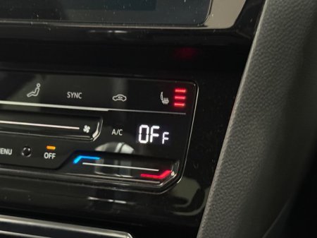 2025 Volkswagen Arteon - photo 25