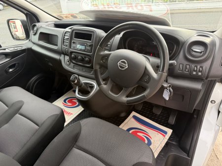 2020 Nissan NV300 - photo 10