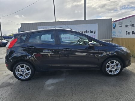 2016 Ford Fiesta - photo 11