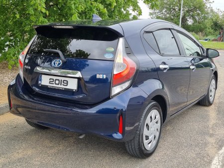 2019 Toyota Aqua - photo 12