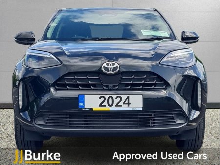 2024 Toyota Yaris - photo 2