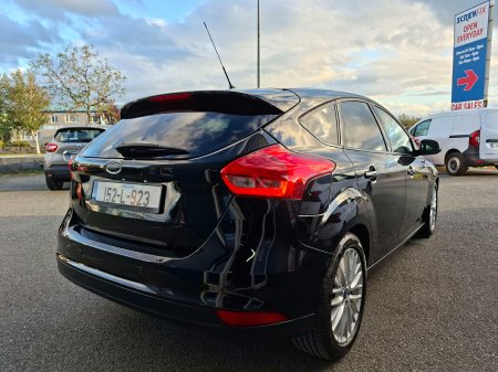 2015 Ford Focus - photo 15