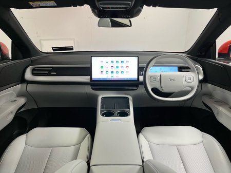 2025 XPeng G6 - photo 2