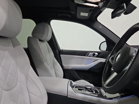 2025 BMW X5 - photo 12